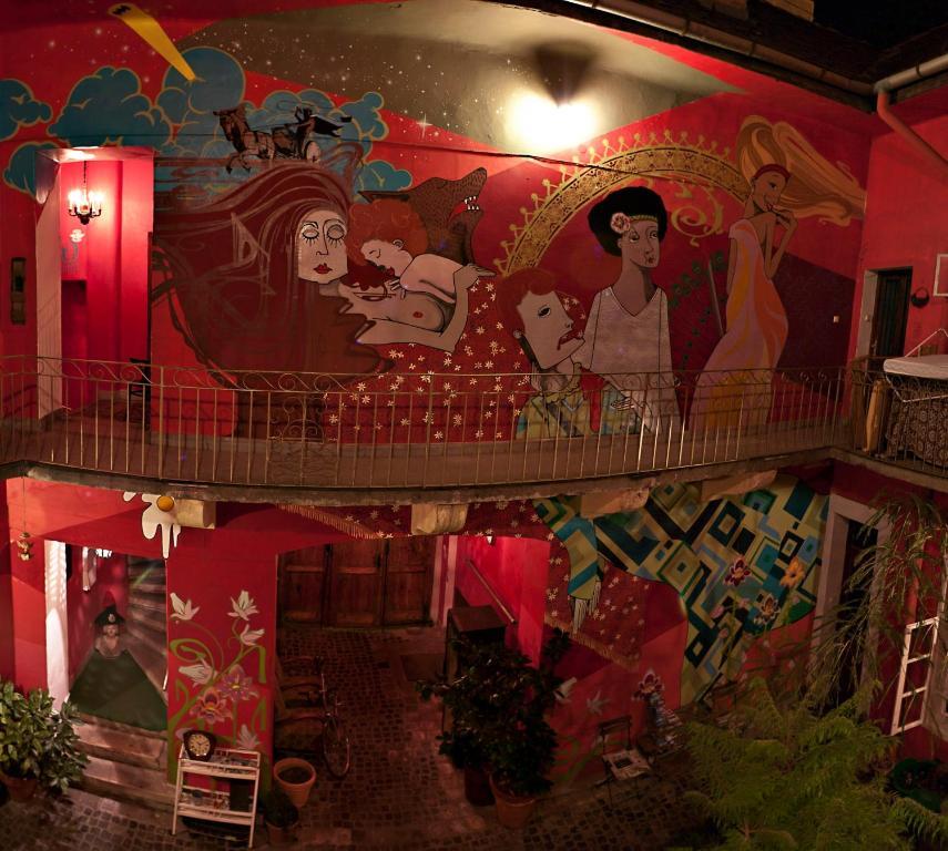 Santico Art Hotel And Hostel Budapeste Quarto foto