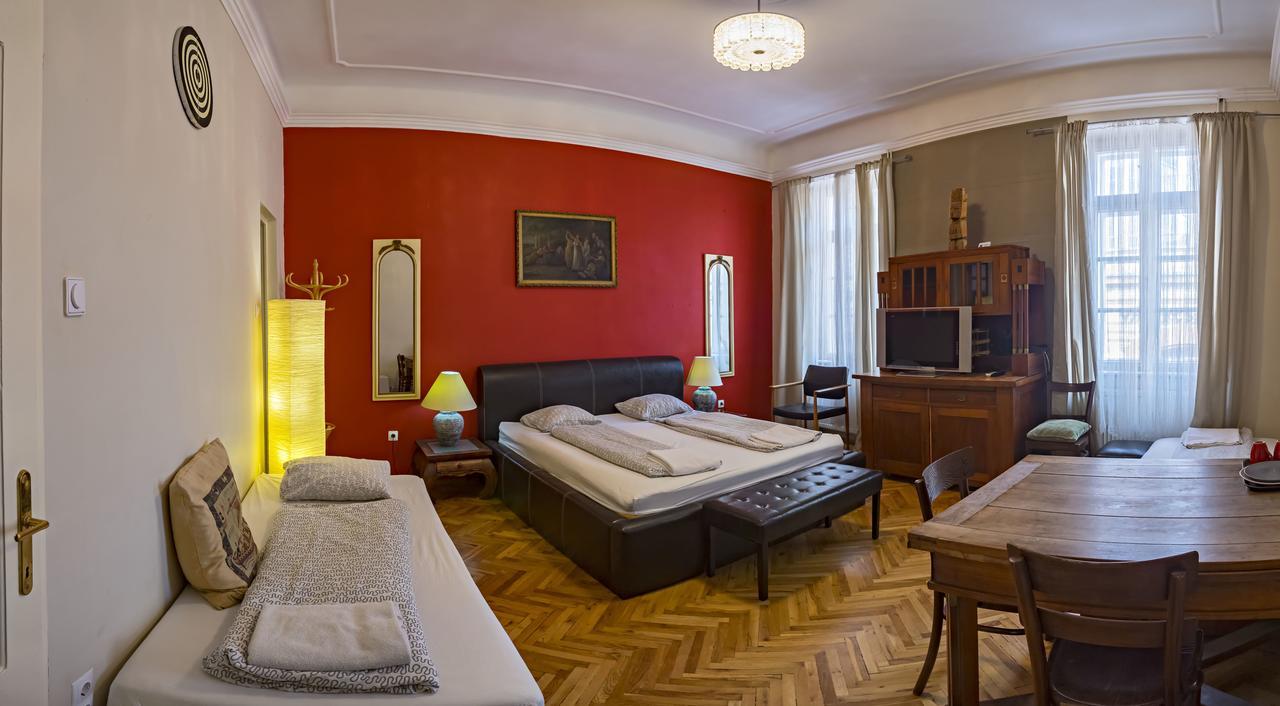 Santico Art Hotel And Hostel Budapeste Exterior foto